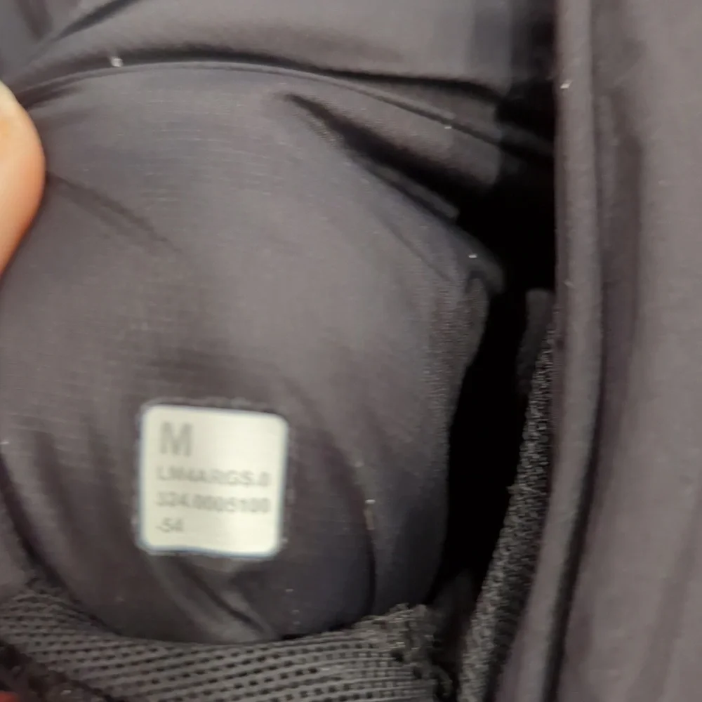 Lululemon Route Ready Lightweight Insulated Jacket Black Like New - Picture 10 of 11